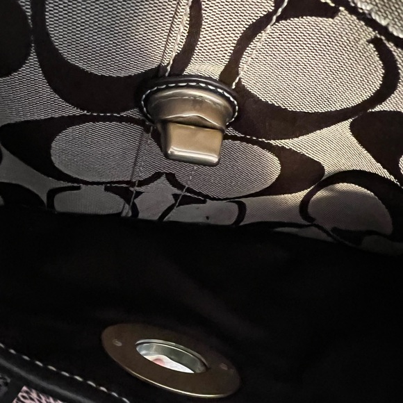 Vintage Coach Hobo Bag - Picture 5 of 9